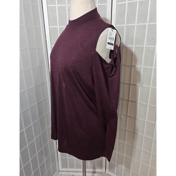 NWT Lane Bryant Women's Mock Neck Cold Shoulder Top Shirt PIus Size: 18/20 (2X) - Picture 3 of 7